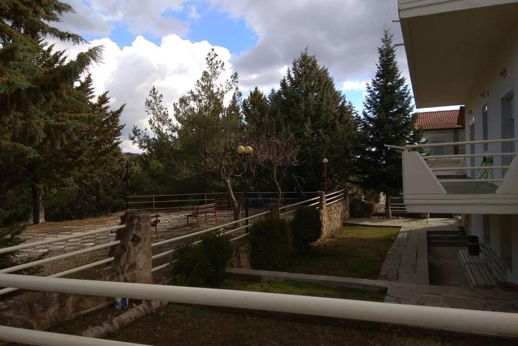 Ferienwohnung The Stone House Kozani Exterior foto